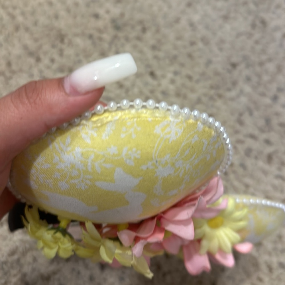 Minnie Mouse Ears. Disney Ears View 4